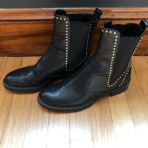 Zara women’s black moto boots